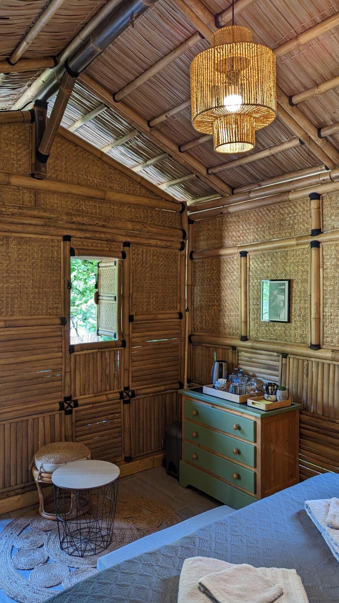 Suite Bambou Bien-Etre A Bali - Le Soleil Des Cevennes 생장뒤가르 외부 사진