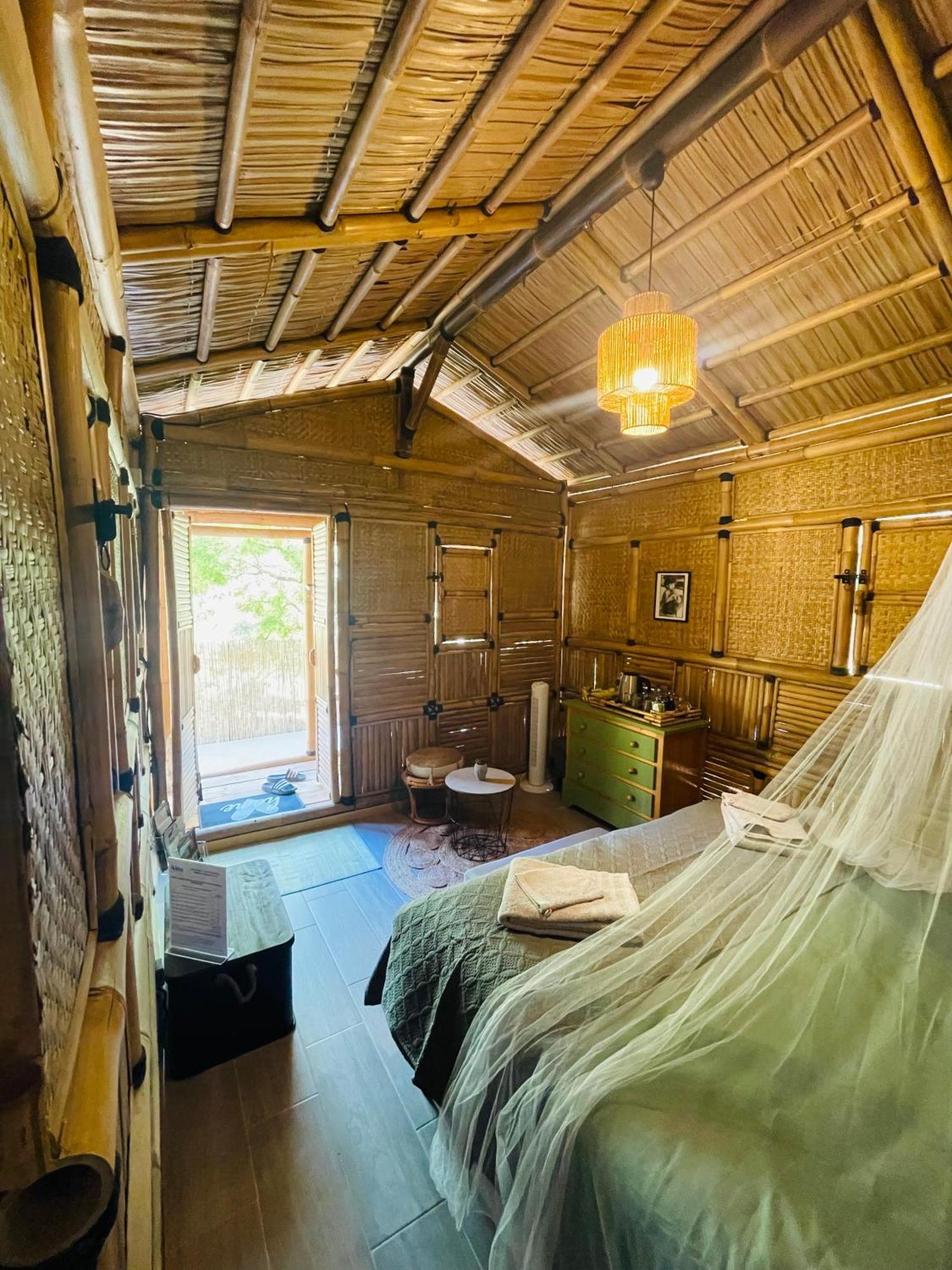 Suite Bambou Bien-Etre A Bali - Le Soleil Des Cevennes 생장뒤가르 외부 사진
