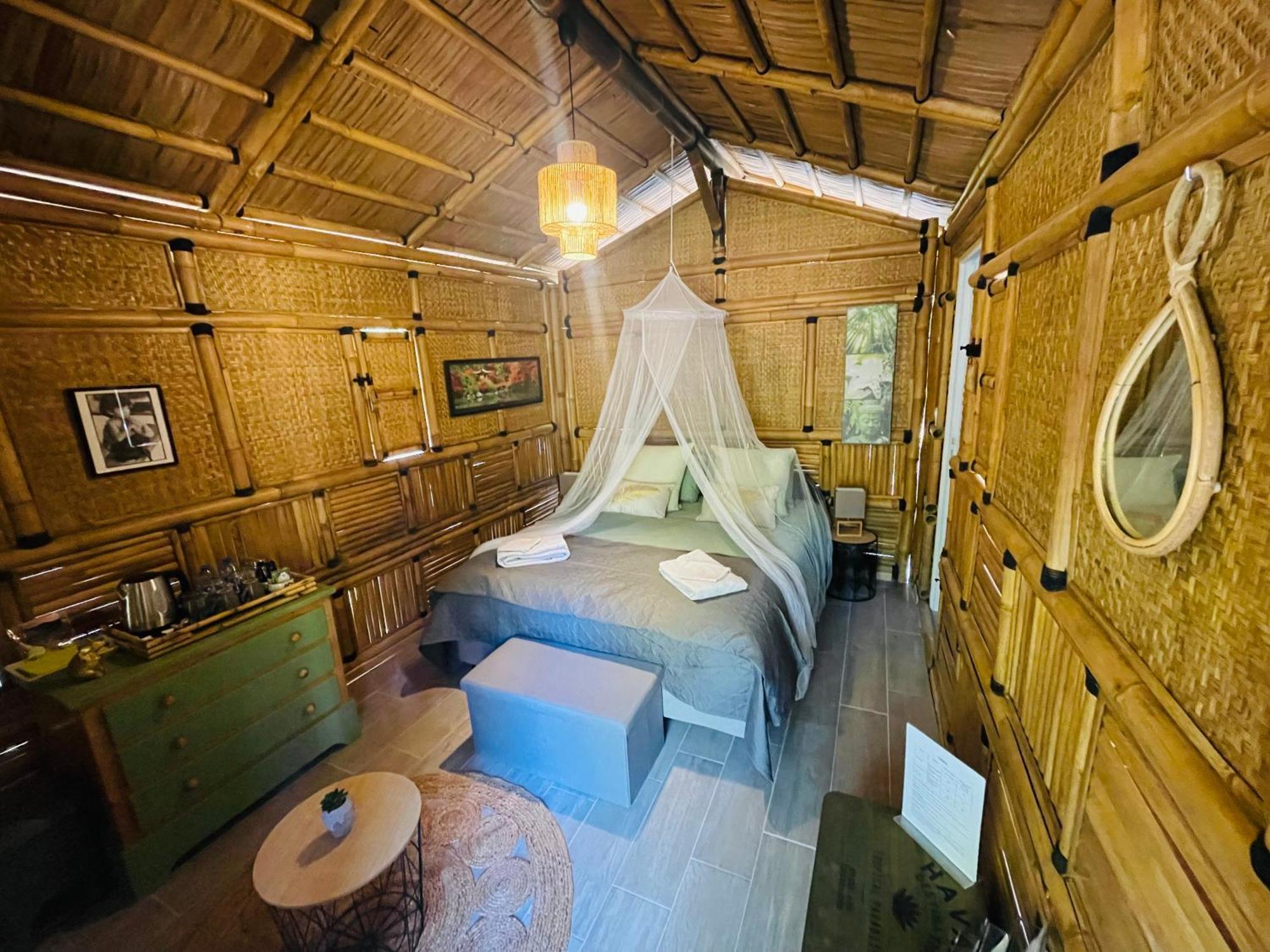 Suite Bambou Bien-Etre A Bali - Le Soleil Des Cevennes 생장뒤가르 외부 사진